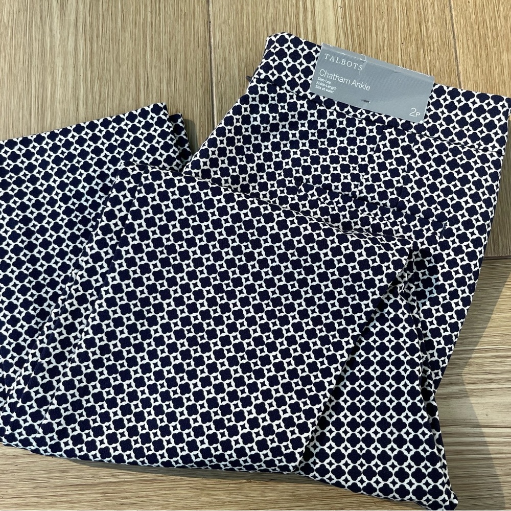 NWT Talbots Chatham Navy and White Patterned Pants